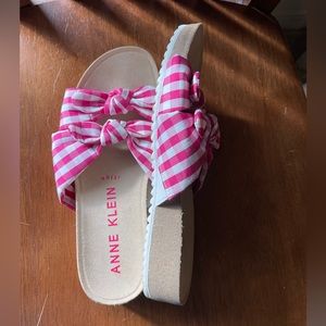 Anne Klein pink sandals size 8